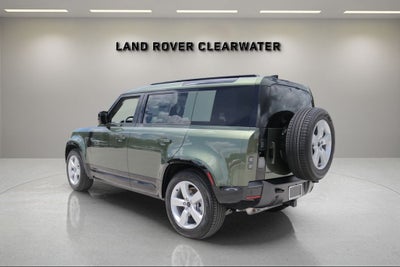2026 Land Rover Defender 110 X-Dynamic SE