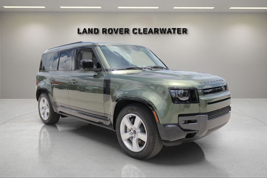 2026 Land Rover Defender 110 X-Dynamic SE