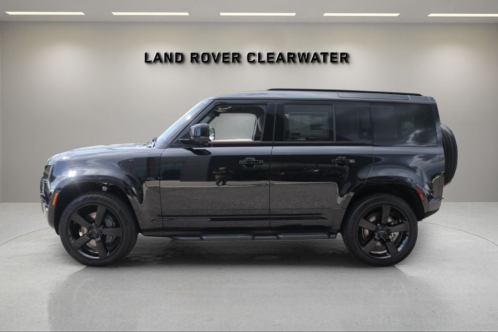 2026 Land Rover Defender 110 X-Dynamic SE