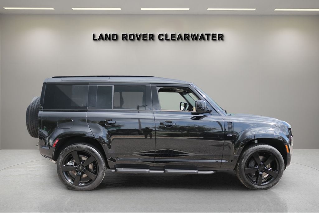 2026 Land Rover Defender 110 X-Dynamic SE