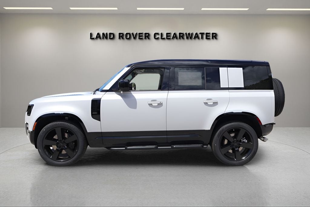 2026 Land Rover Defender 110 X-Dynamic SE