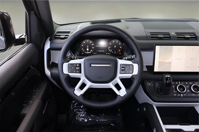2025 Land Rover Defender 110 X-Dynamic SE