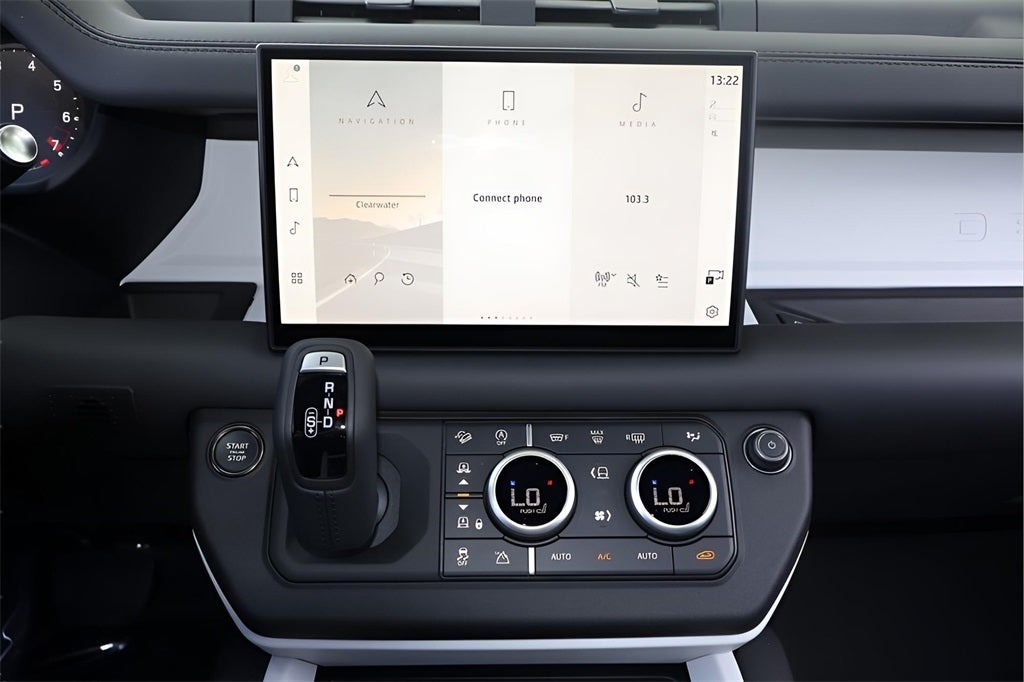 2025 Land Rover Defender 110 X-Dynamic SE