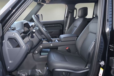 2026 Land Rover Defender 110 X-Dynamic SE