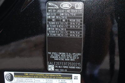 2026 Land Rover Defender 110 X-Dynamic SE