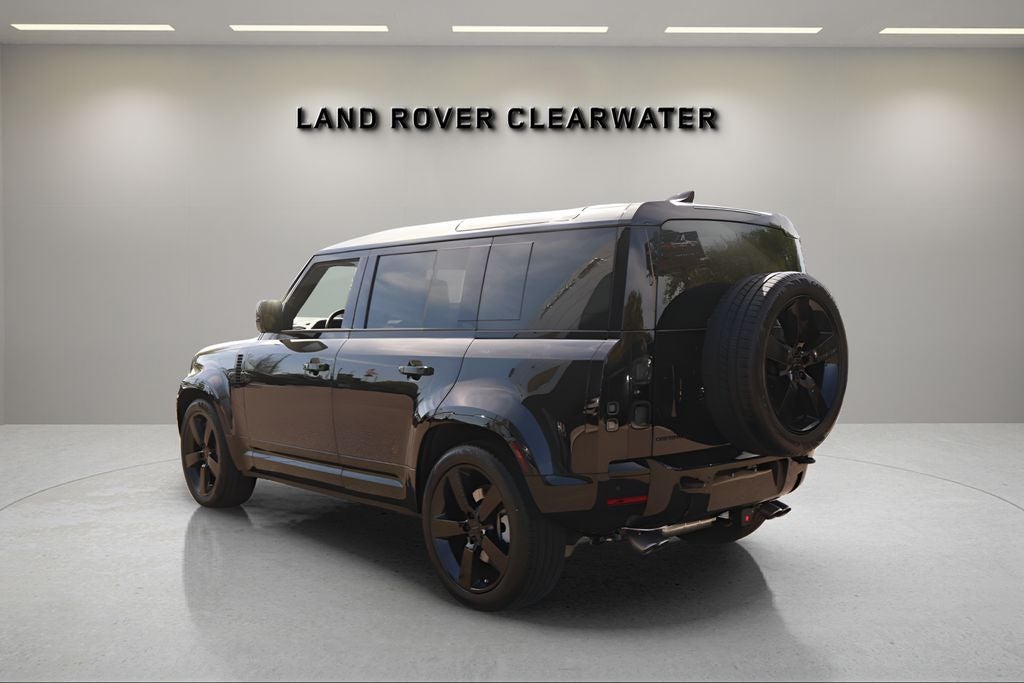 2026 Land Rover Defender 110 X-Dynamic SE