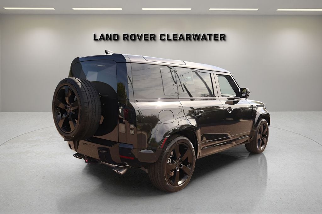 2026 Land Rover Defender 110 X-Dynamic SE