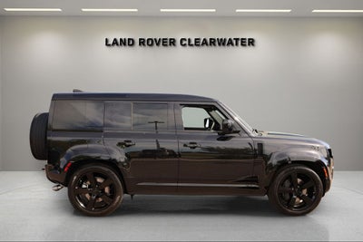 2026 Land Rover Defender 110 X-Dynamic SE