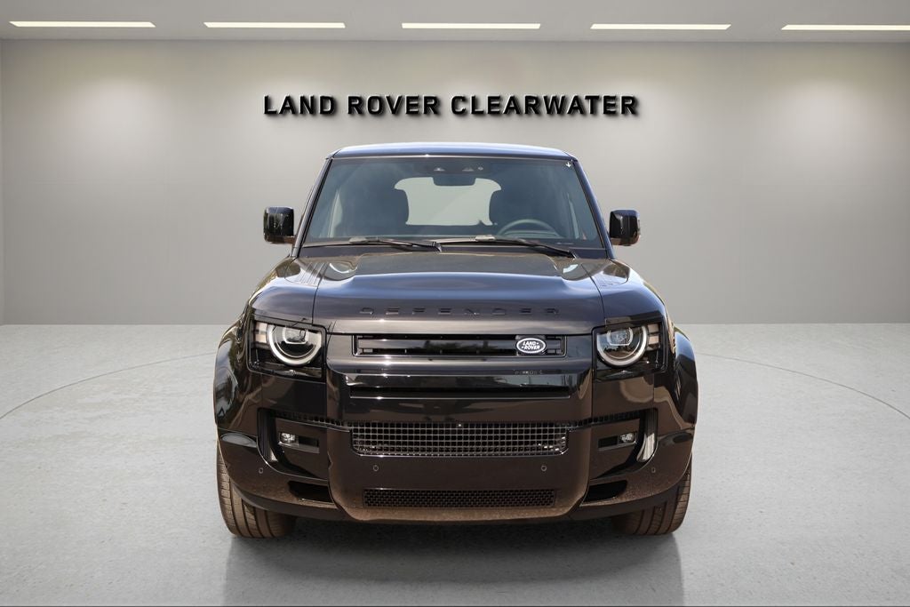 2026 Land Rover Defender 110 X-Dynamic SE