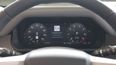 2026 Land Rover Defender 110 X-Dynamic SE
