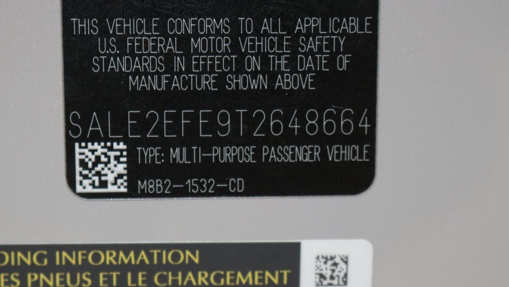 2026 Land Rover Defender 110 X-Dynamic SE