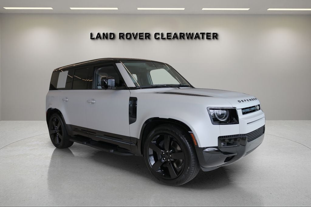 2026 Land Rover Defender 110 X-Dynamic SE