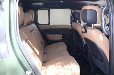 2026 Land Rover Defender 110 X-Dynamic SE