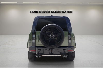 2026 Land Rover Defender 110 X-Dynamic SE