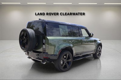2026 Land Rover Defender 110 X-Dynamic SE