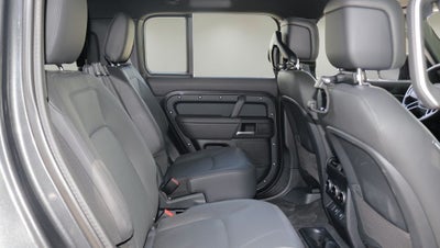 2025 Land Rover Defender 130 X-Dynamic SE