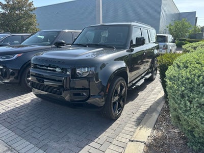 2023 Land Rover Defender 130 X-Dynamic SE
