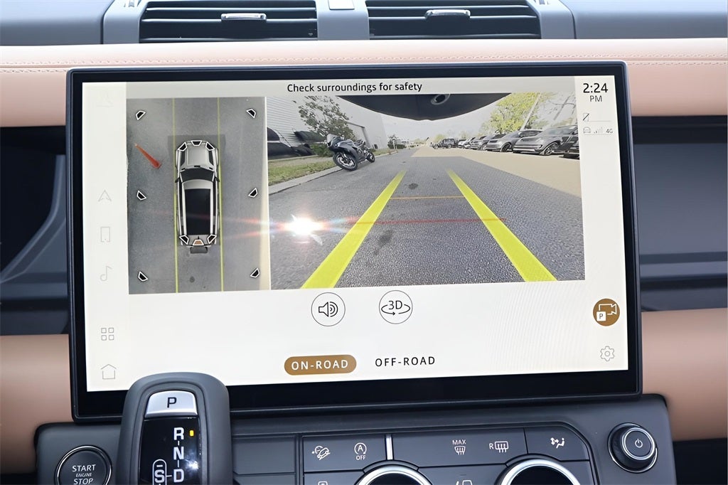 2026 Land Rover Defender 130 X-Dynamic SE