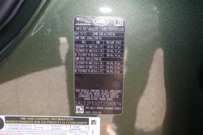 2026 Land Rover Defender 130 X-Dynamic SE