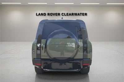 2026 Land Rover Defender 130 X-Dynamic SE