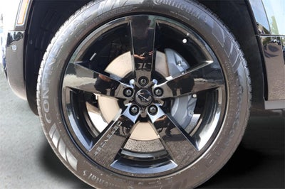 2026 Land Rover Defender 130 X-Dynamic SE