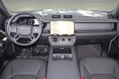 2026 Land Rover Defender 130 X-Dynamic SE