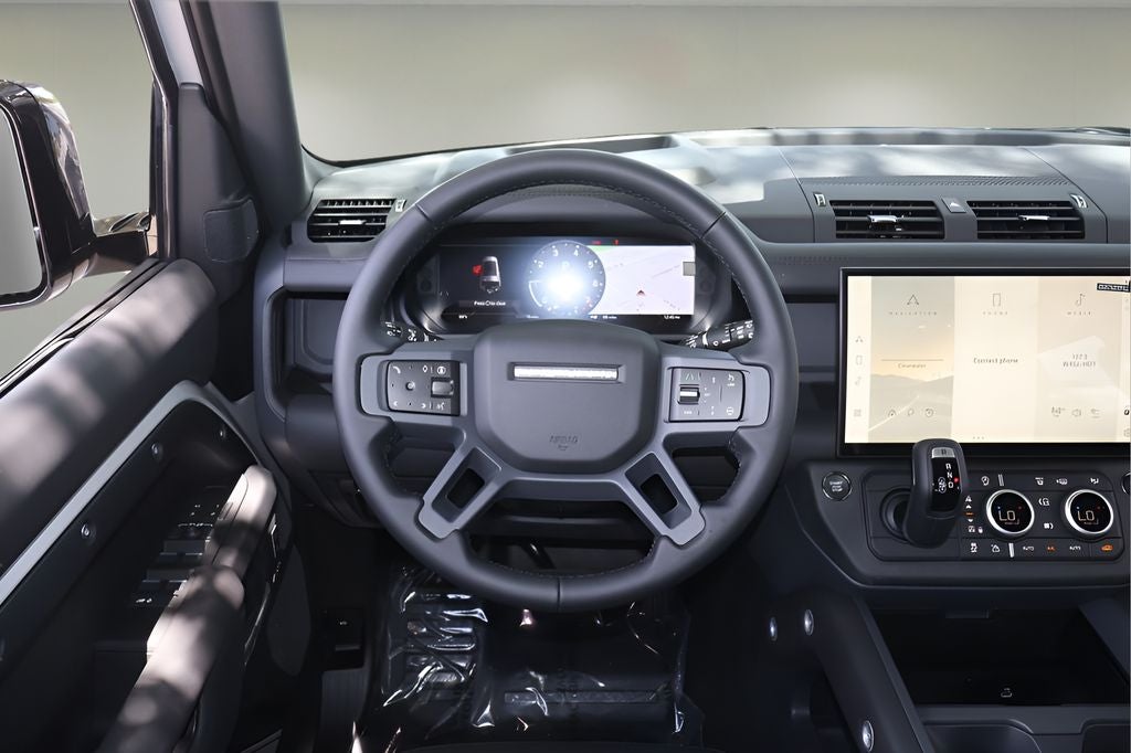 2026 Land Rover Defender 130 X-Dynamic SE