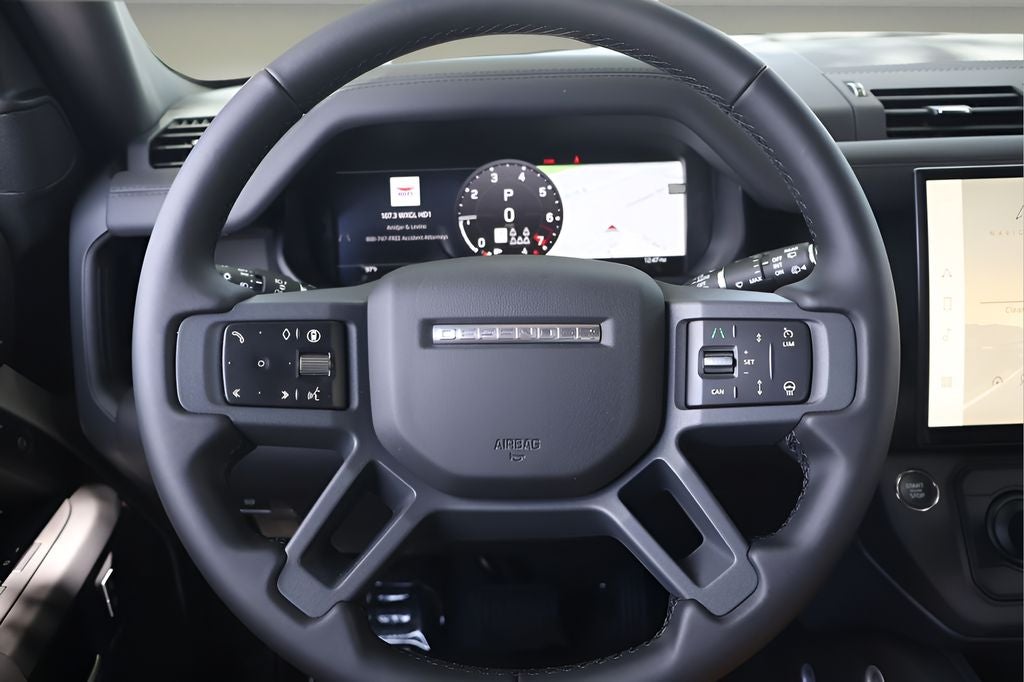 2026 Land Rover Defender 130 X-Dynamic SE