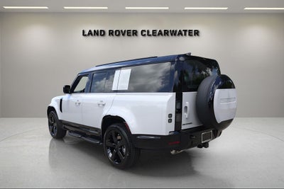 2026 Land Rover Defender 130 X-Dynamic SE