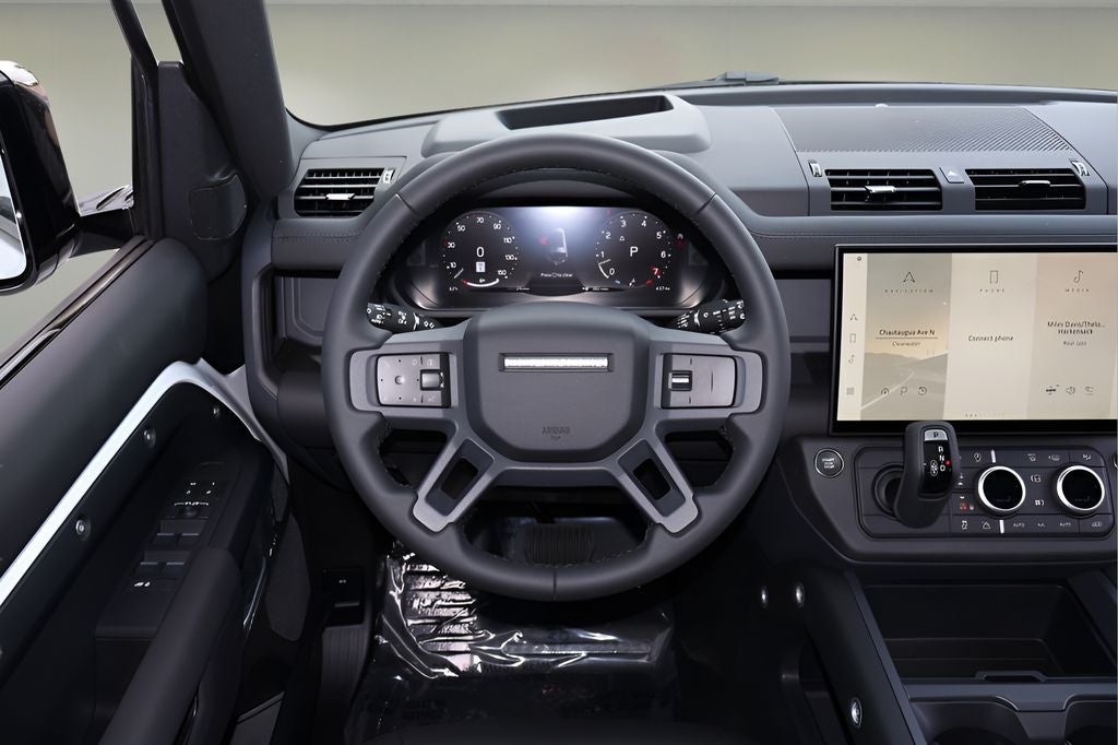 2026 Land Rover Defender 130 X-Dynamic SE