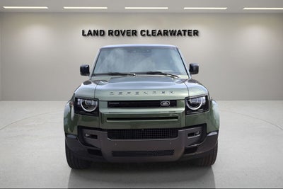 2026 Land Rover Defender 130 X-Dynamic SE