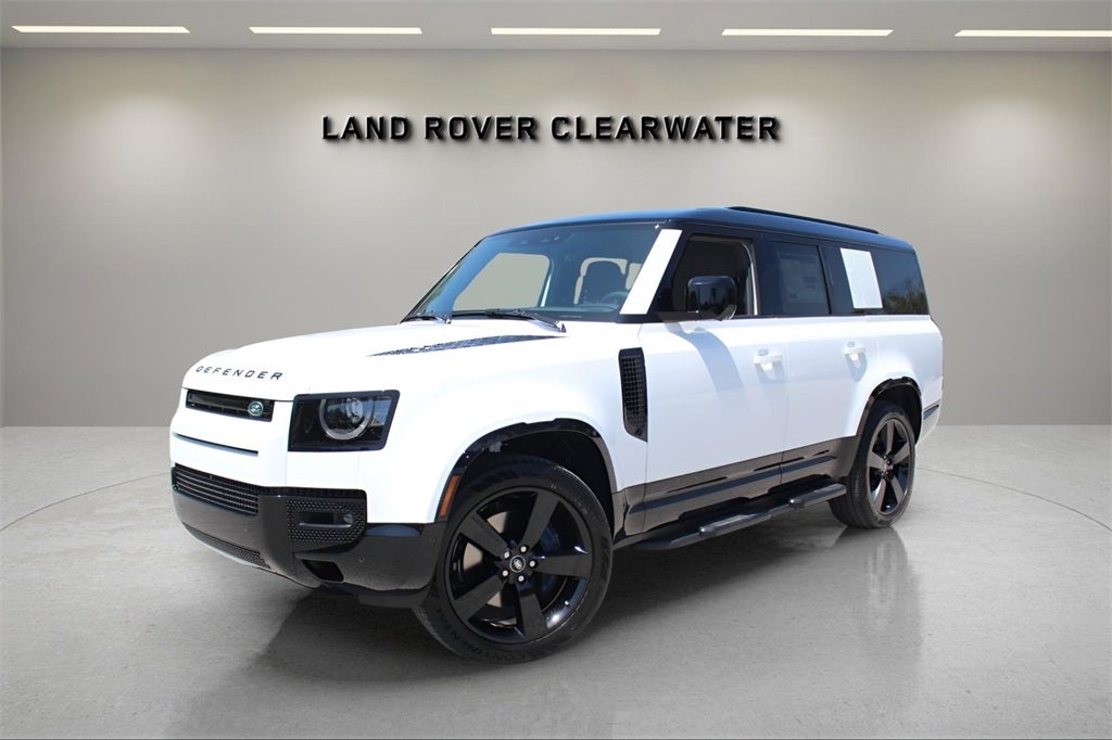 2025 Land Rover Defender 130 X-Dynamic SE