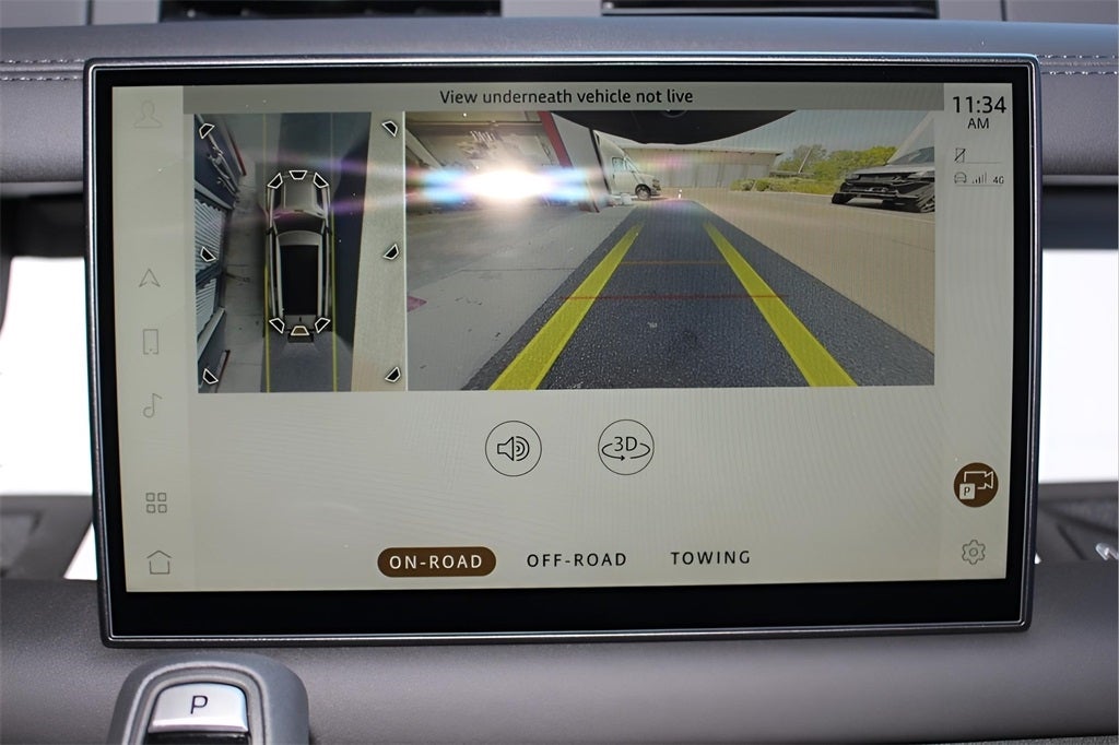 2025 Land Rover Defender 130 X-Dynamic SE