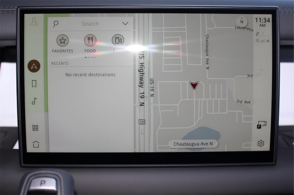 2025 Land Rover Defender 130 X-Dynamic SE