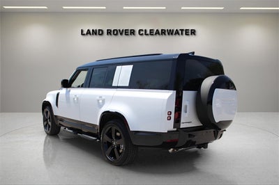 2025 Land Rover Defender 130 X-Dynamic SE