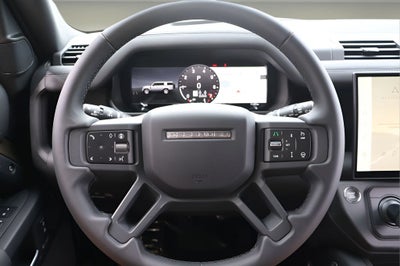 2026 Land Rover Defender 130 X-Dynamic SE
