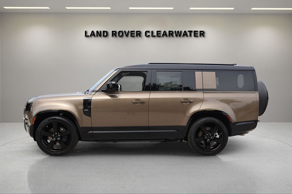 2026 Land Rover Defender 130 X-Dynamic SE