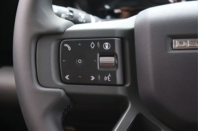 2026 Land Rover Defender 130 X-Dynamic SE