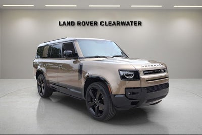 2026 Land Rover Defender 130 X-Dynamic SE
