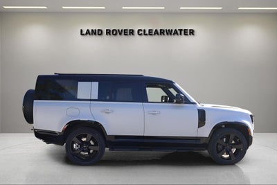 2026 Land Rover Defender 130 X-Dynamic SE