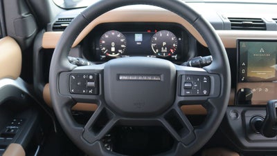 2026 Land Rover Defender 130 X-Dynamic SE