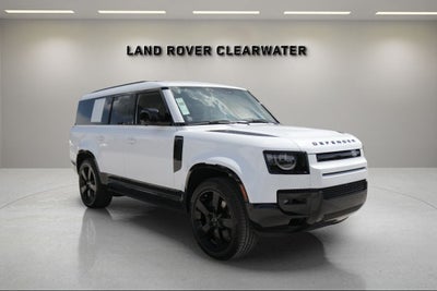 2026 Land Rover Defender 130 X-Dynamic SE