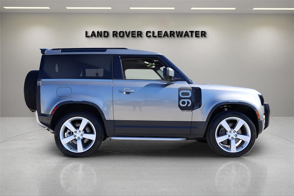 2023 Land Rover Defender 90 S