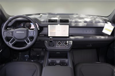 2025 Land Rover Defender 110 S