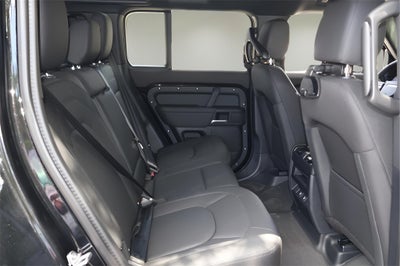 2025 Land Rover Defender 110 S