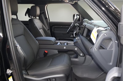 2025 Land Rover Defender 110 S