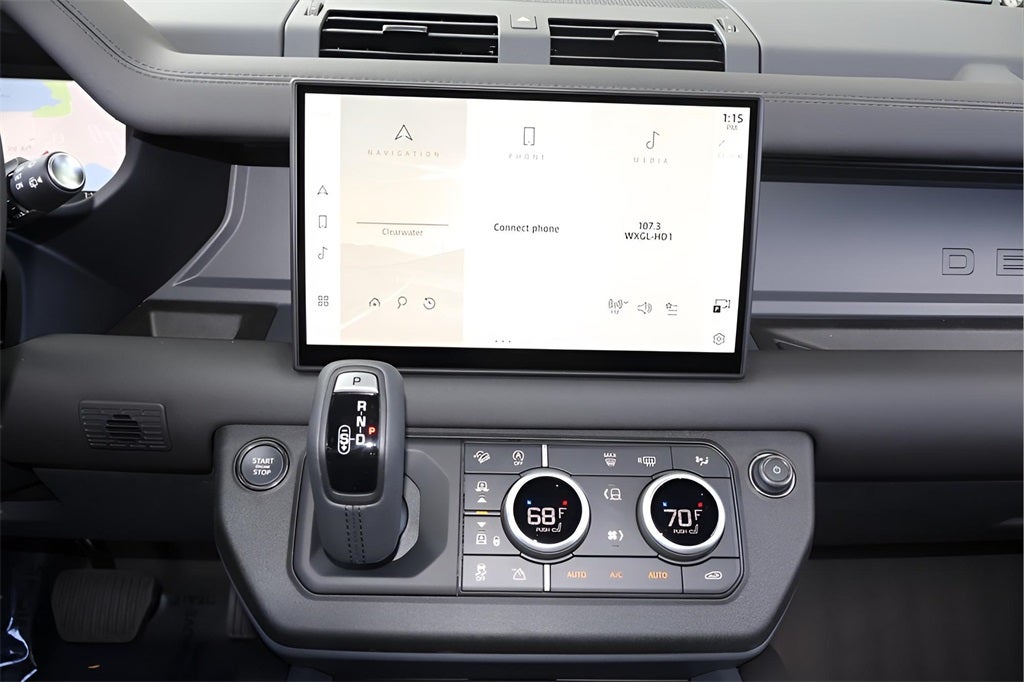 2025 Land Rover Defender 110 S