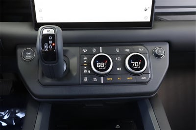 2025 Land Rover Defender 110 S
