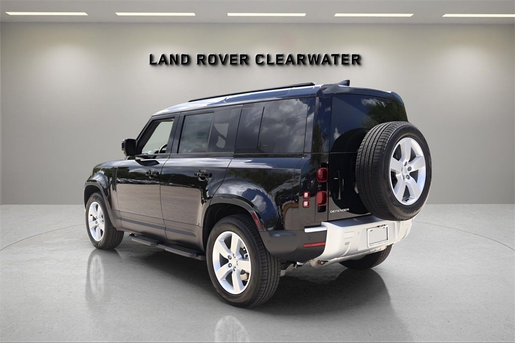 2025 Land Rover Defender 110 S