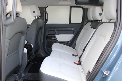 2025 Land Rover Defender 110 S